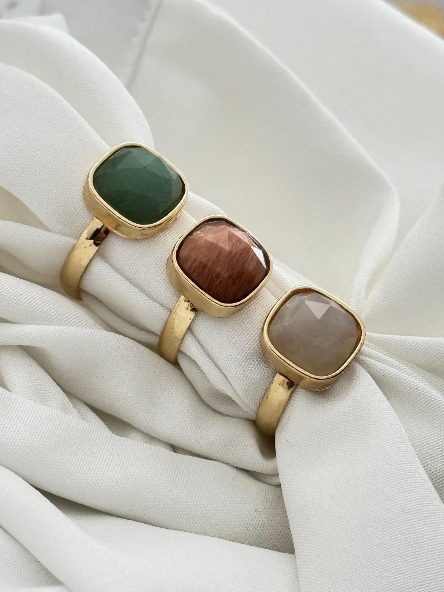 Anello fior di colore