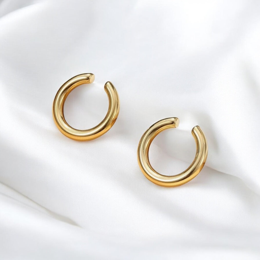 Small smooth cuff gold