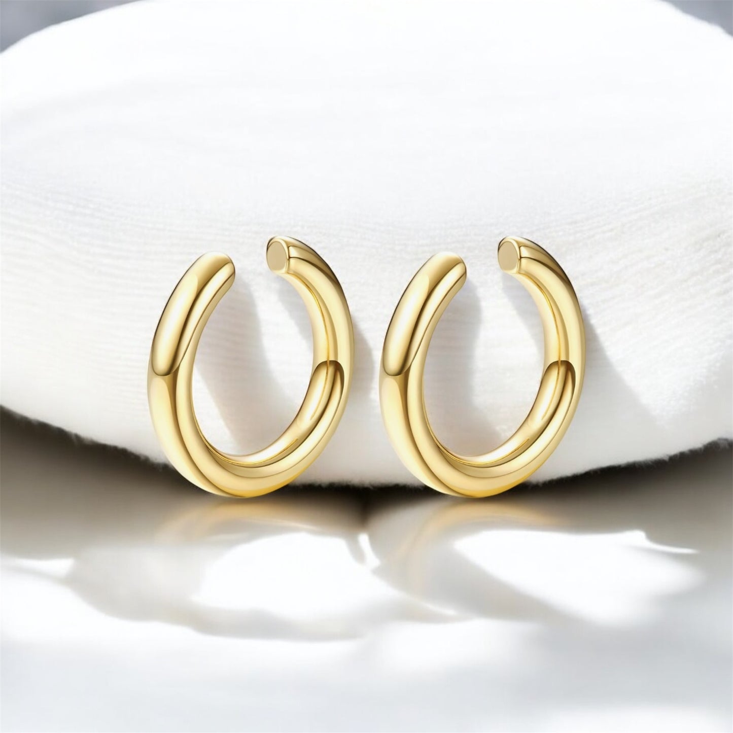 Small smooth cuff gold