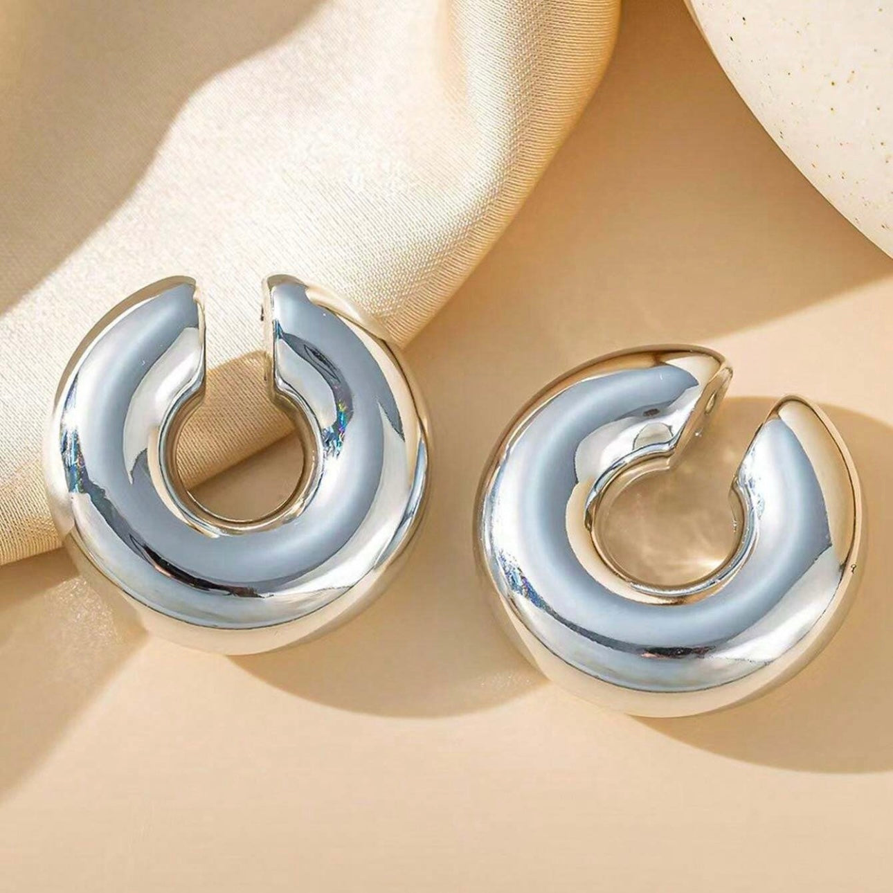 Velvet Cuff Gold & Silver