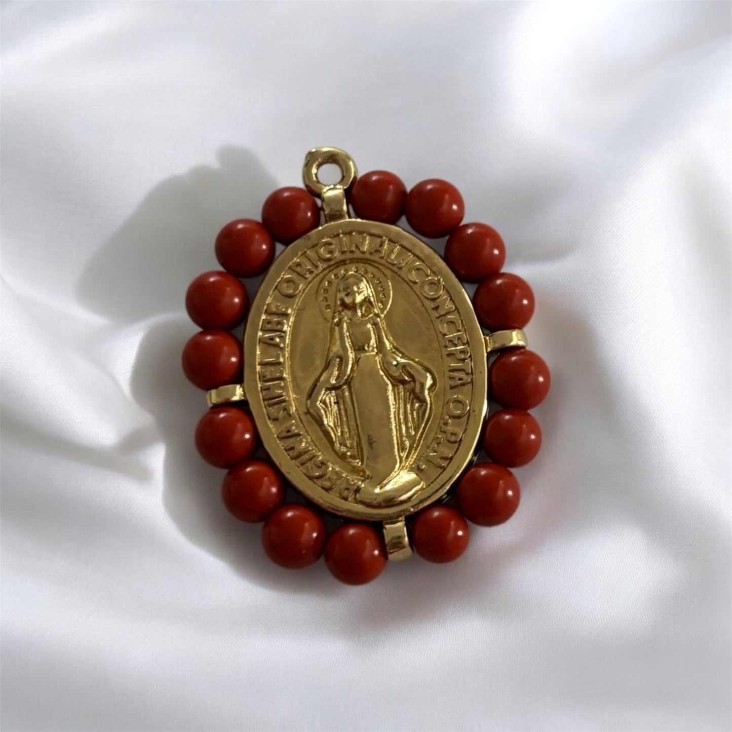 𝐑𝐞𝐝 𝐬𝐚𝐜𝐫𝐞𝐝 𝐩𝐞𝐚𝐫𝐥