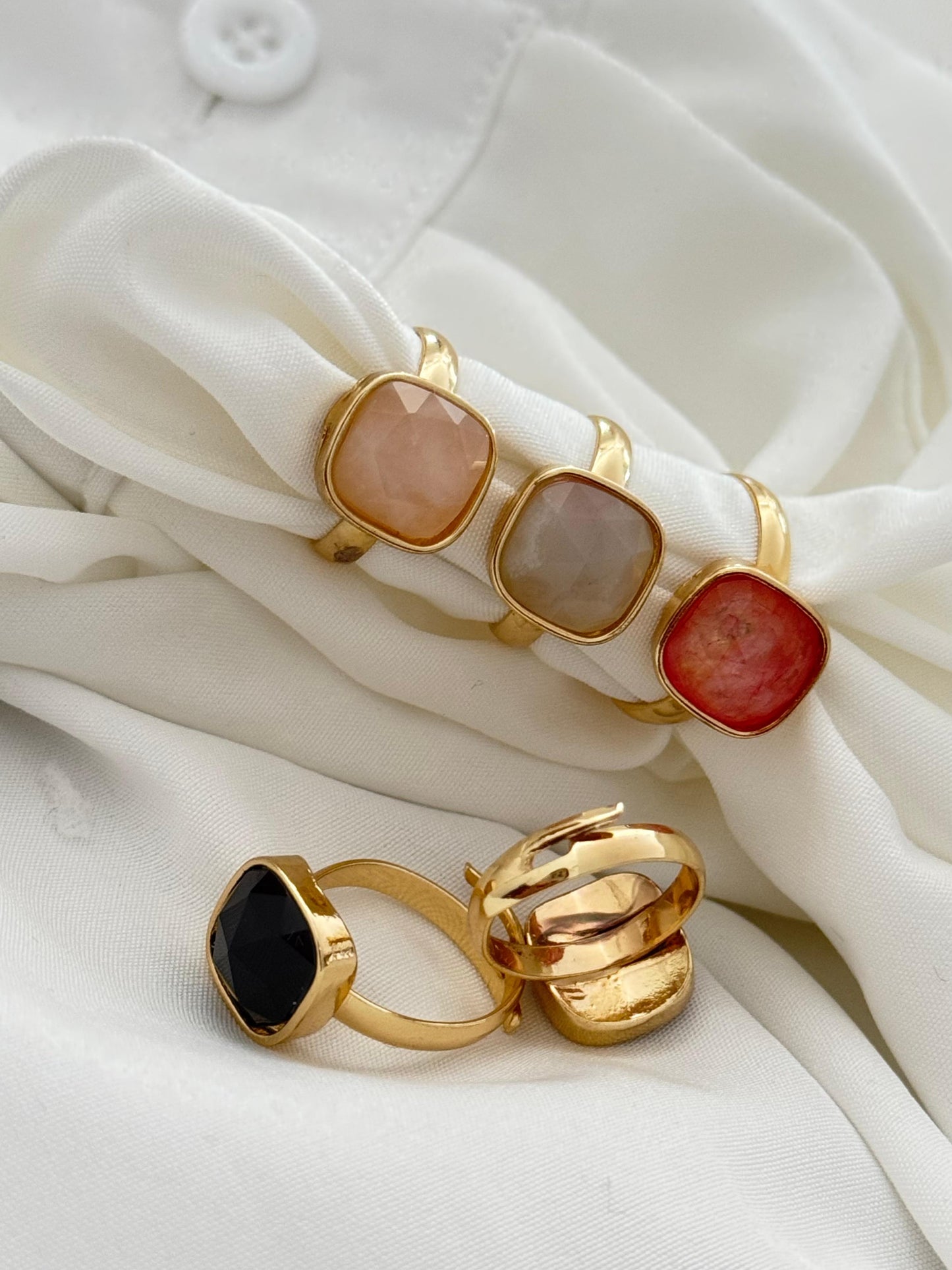 Anello fior di colore